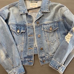 EVIDNT Los Angeles Distressed Crop Denim Jacket